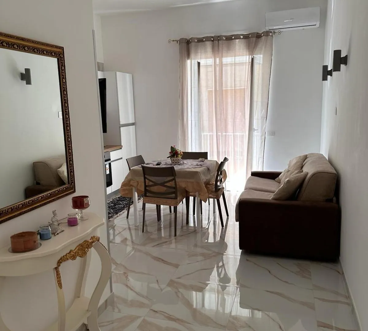 Vincent House Apartment Naples