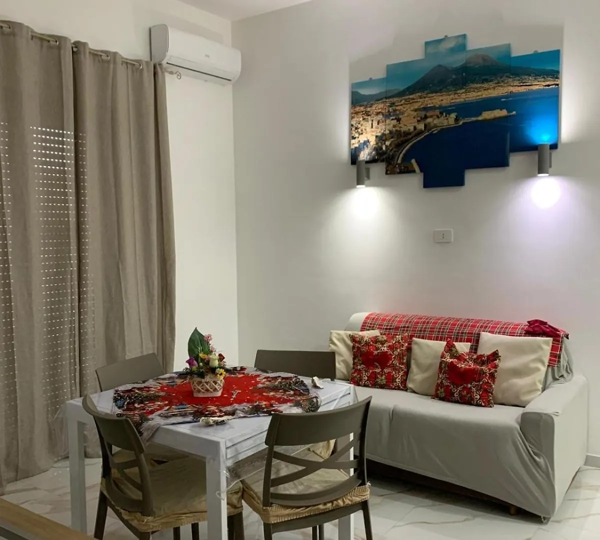 Vincent House Apartment Naples 0*,